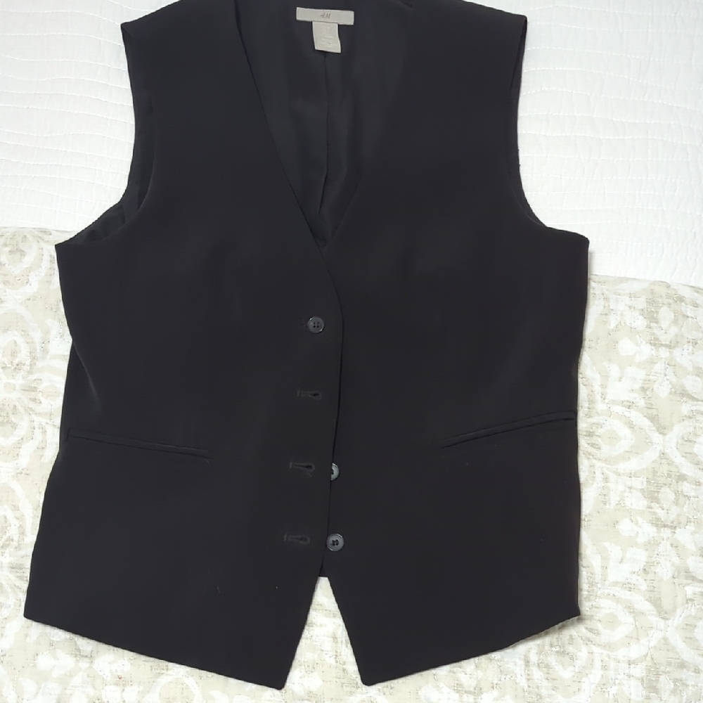 H&M Classic Black Vest
